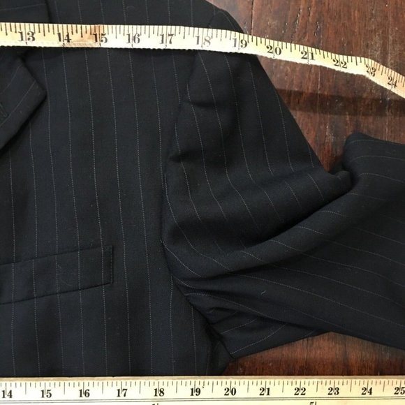 Pierre Cardin Men's 100% Wool Pin Striped Black Suit 42R 2 Piece - Picture 14 of 16